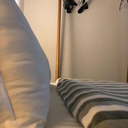 City Center Cute And Comfy Apartment - Ajia Apartments Τίρανα Εξωτερικό φωτογραφία