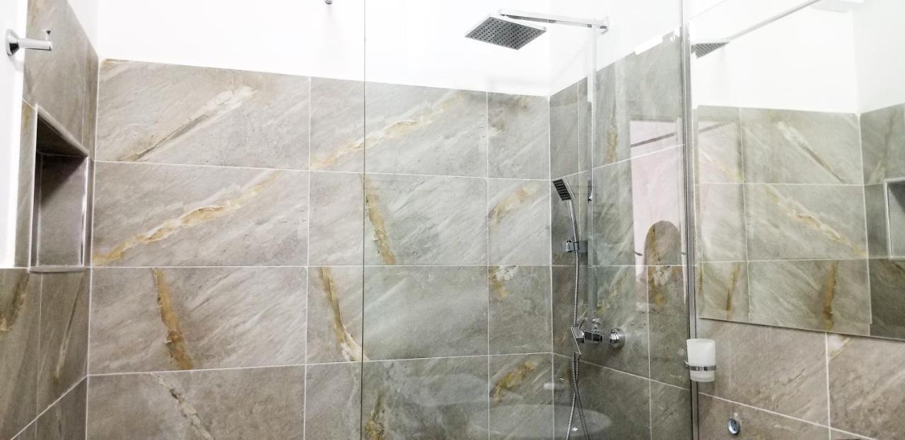 City Center Cute And Comfy Apartment - Ajia Apartments Τίρανα Εξωτερικό φωτογραφία