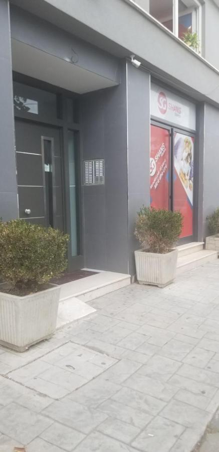 City Center Cute And Comfy Apartment - Ajia Apartments Τίρανα Εξωτερικό φωτογραφία